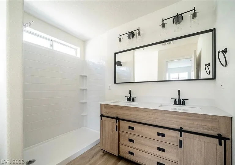 8920 Carter Montgomery, Las Vegas, NV 89149