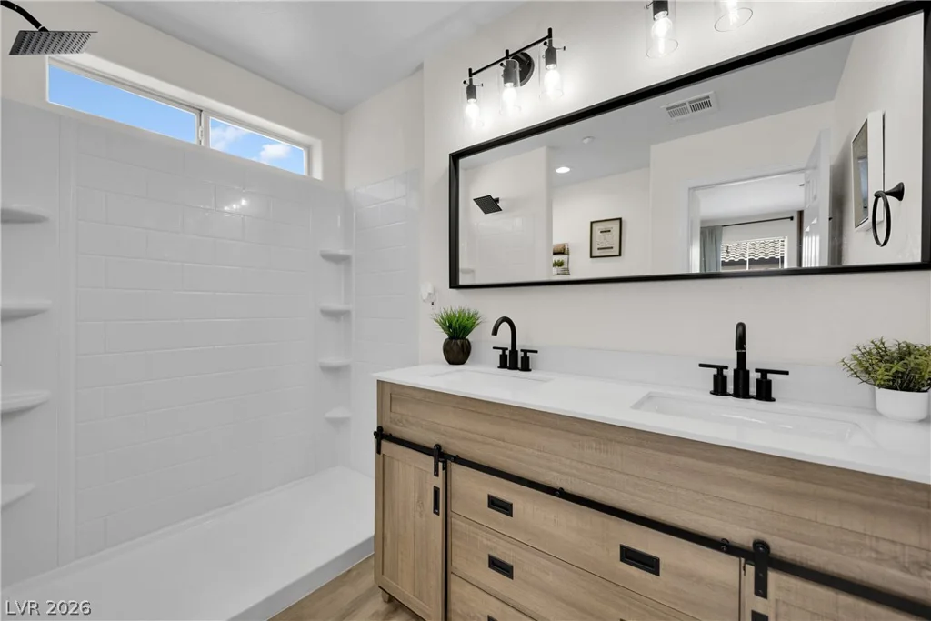 8920 Carter Montgomery, Las Vegas, NV 89149