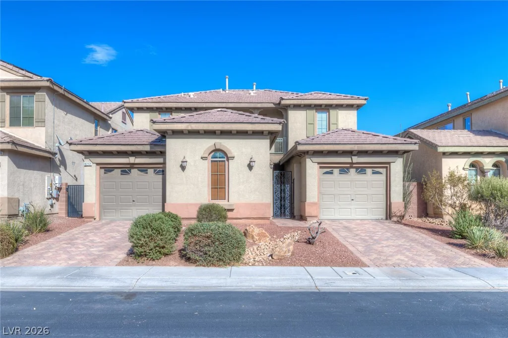8212 Chimney Bluffs, North Las Vegas, NV 89085