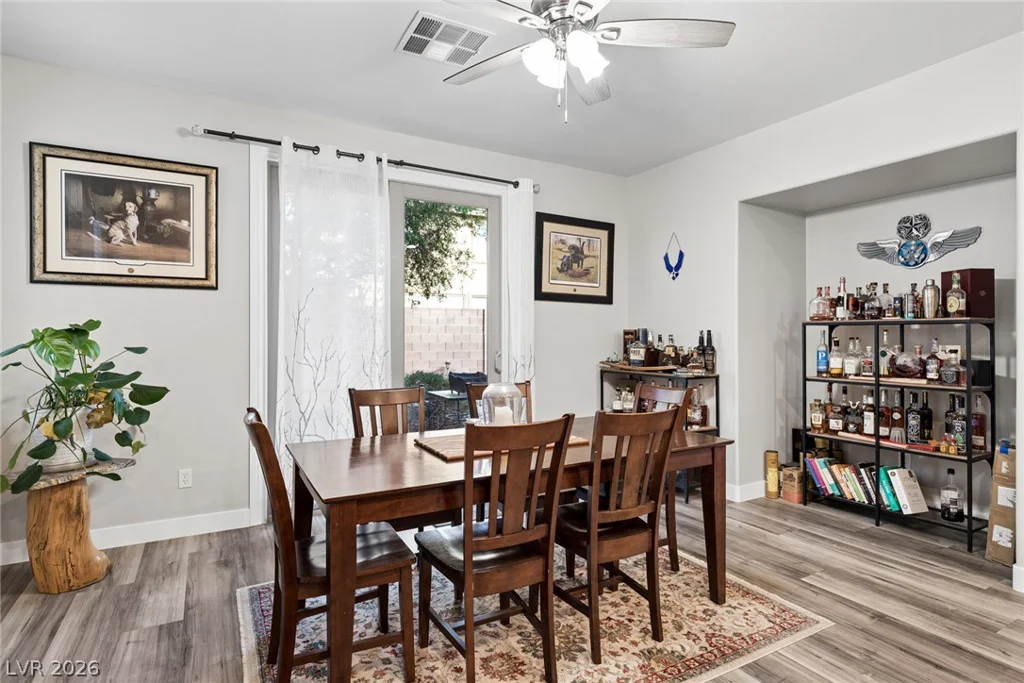 8212 Chimney Bluffs, North Las Vegas, NV 89085