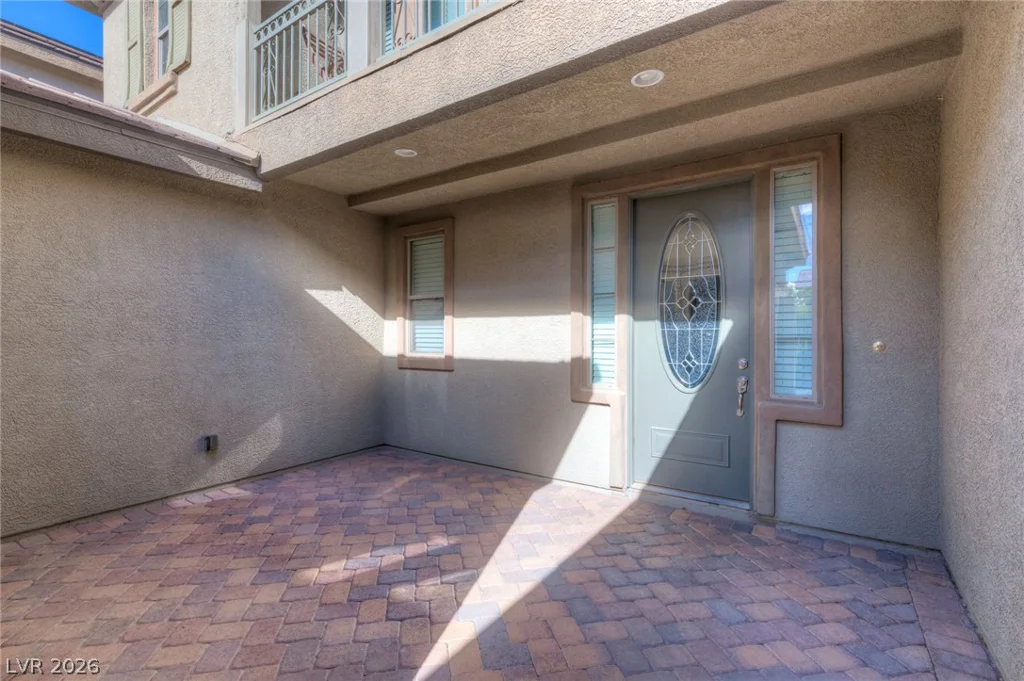 8212 Chimney Bluffs, North Las Vegas, NV 89085