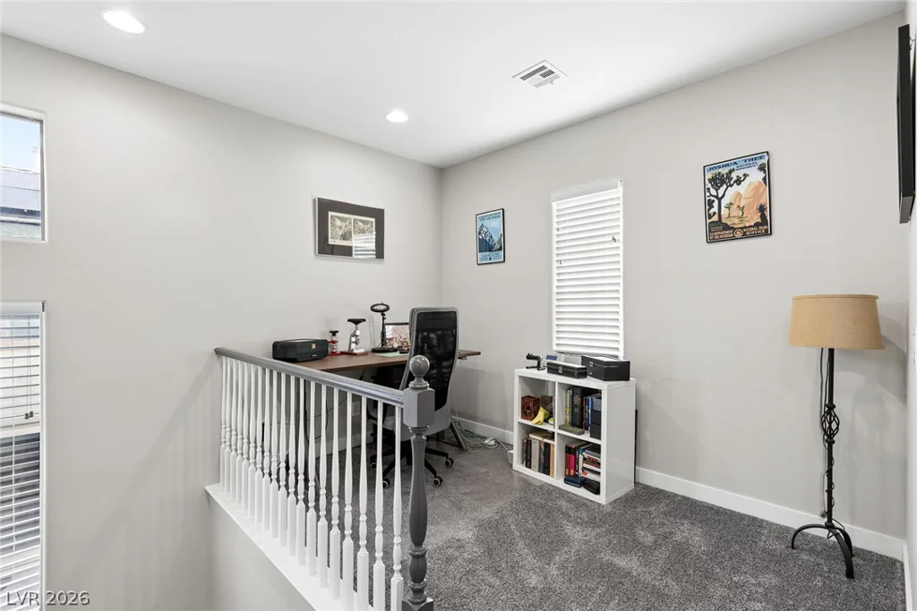 8212 Chimney Bluffs, North Las Vegas, NV 89085