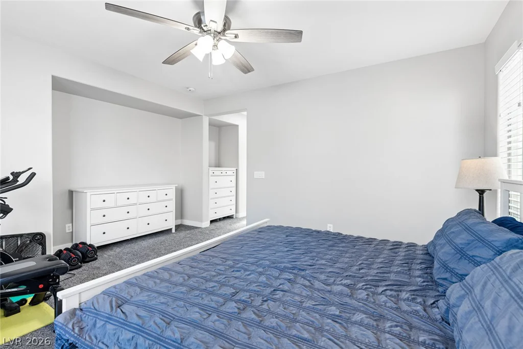 8212 Chimney Bluffs, North Las Vegas, NV 89085