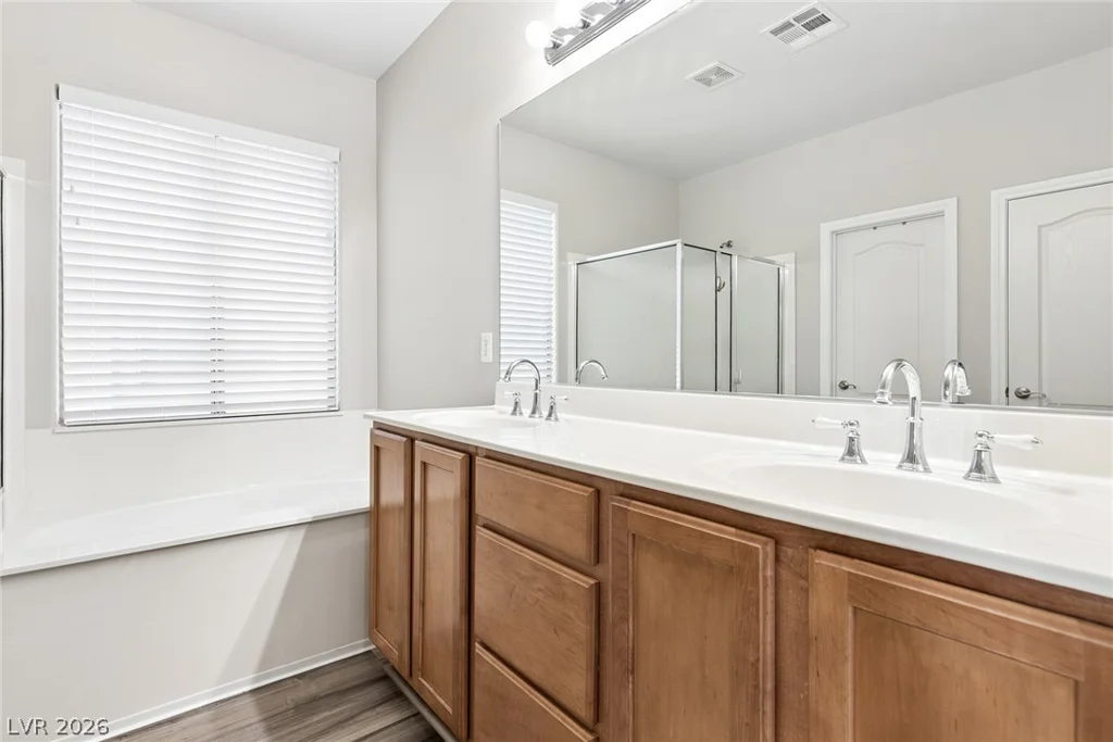 8212 Chimney Bluffs, North Las Vegas, NV 89085