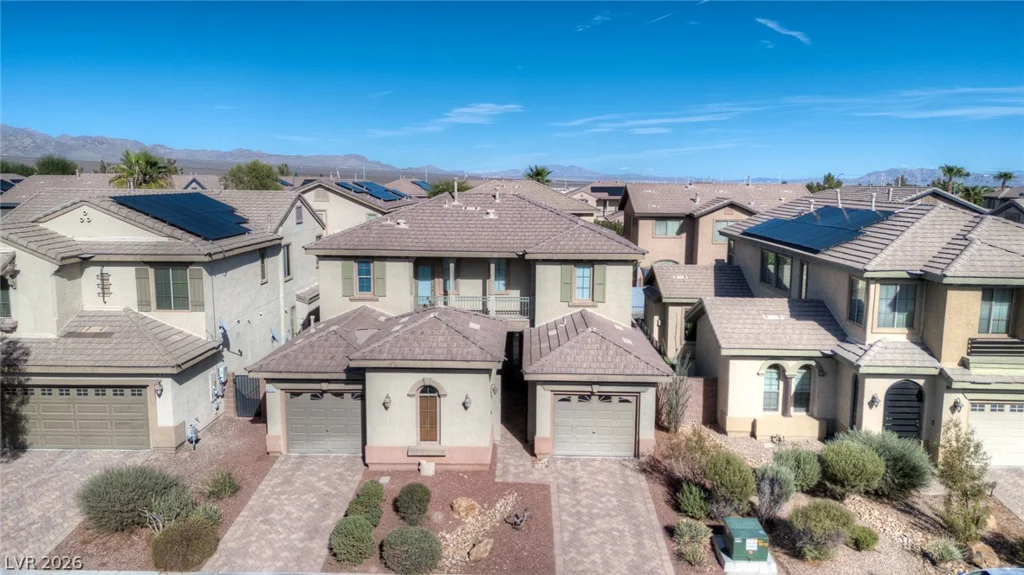 8212 Chimney Bluffs, North Las Vegas, NV 89085