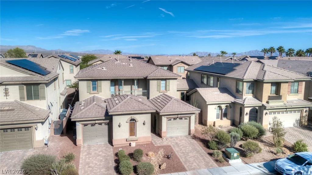8212 Chimney Bluffs, North Las Vegas, NV 89085