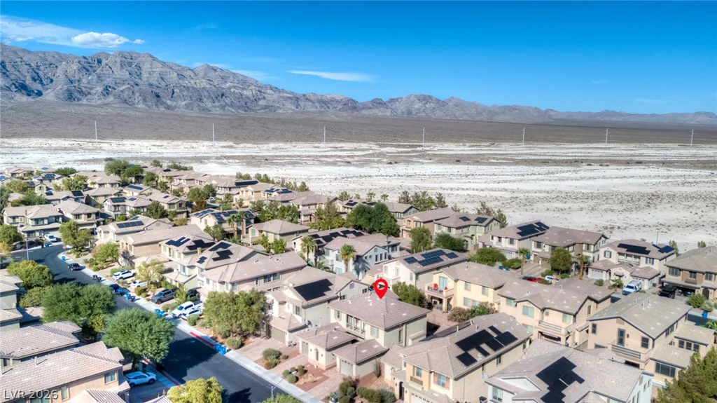 8212 Chimney Bluffs, North Las Vegas, NV 89085
