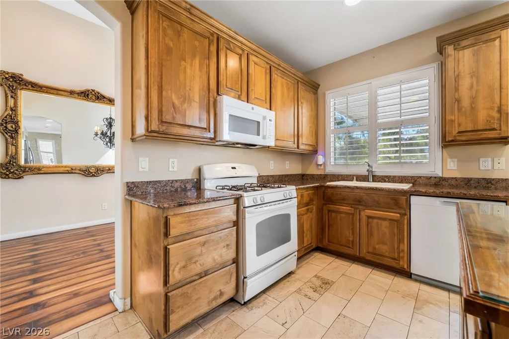 6041 Sundial Crest, Las Vegas, NV 89120