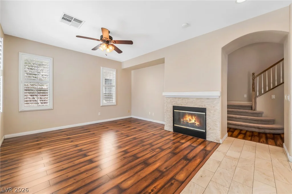 6041 Sundial Crest, Las Vegas, NV 89120