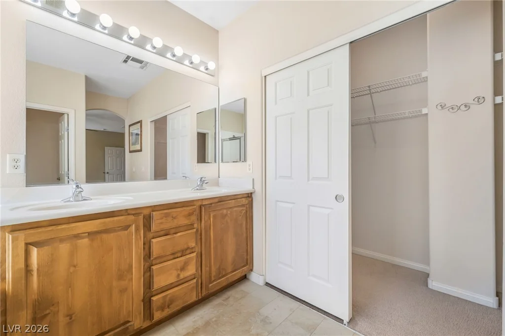 6041 Sundial Crest, Las Vegas, NV 89120