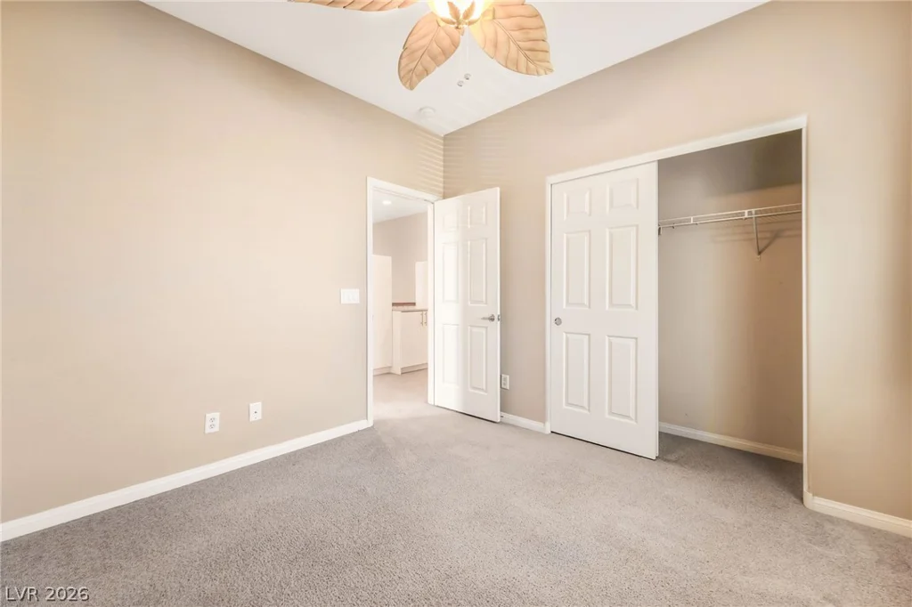 6041 Sundial Crest, Las Vegas, NV 89120