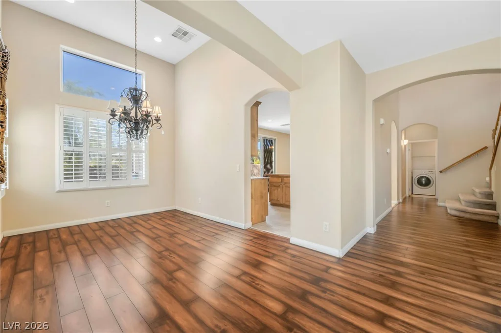 6041 Sundial Crest, Las Vegas, NV 89120