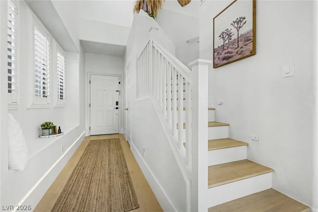 10147 Dragons Meadow, Las Vegas, NV 89148