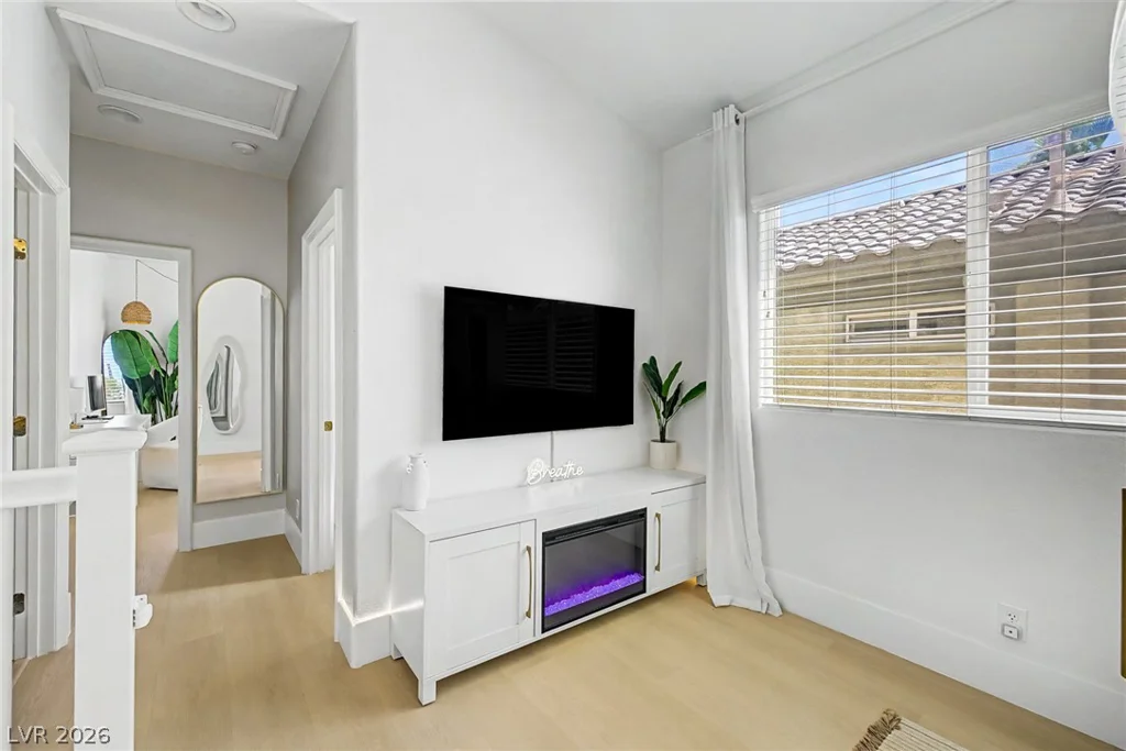 10147 Dragons Meadow, Las Vegas, NV 89148