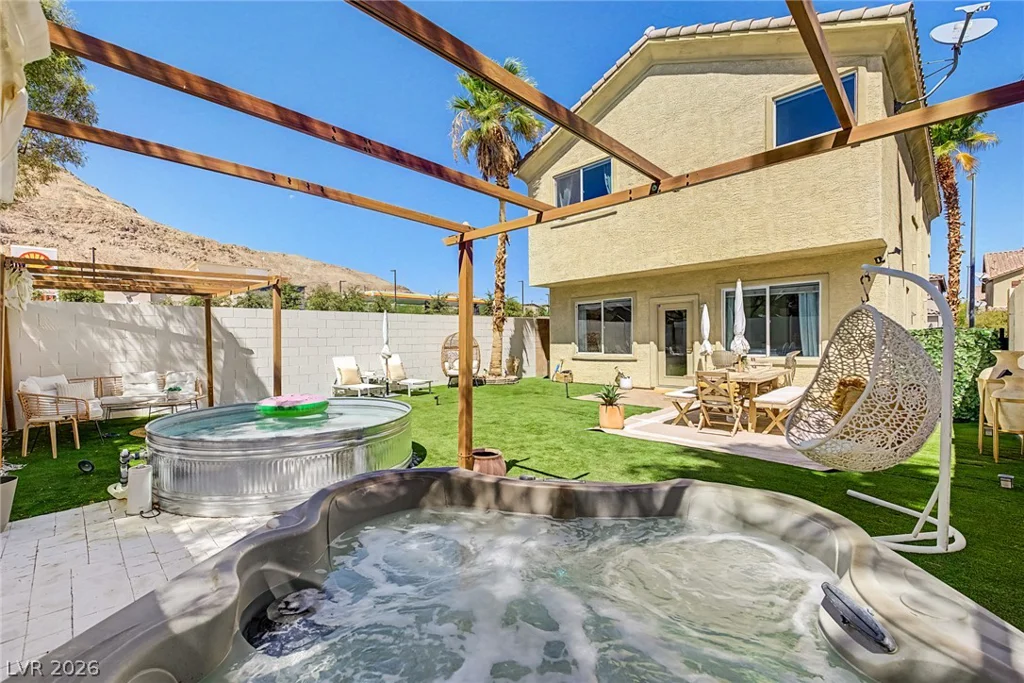 10147 Dragons Meadow, Las Vegas, NV 89148