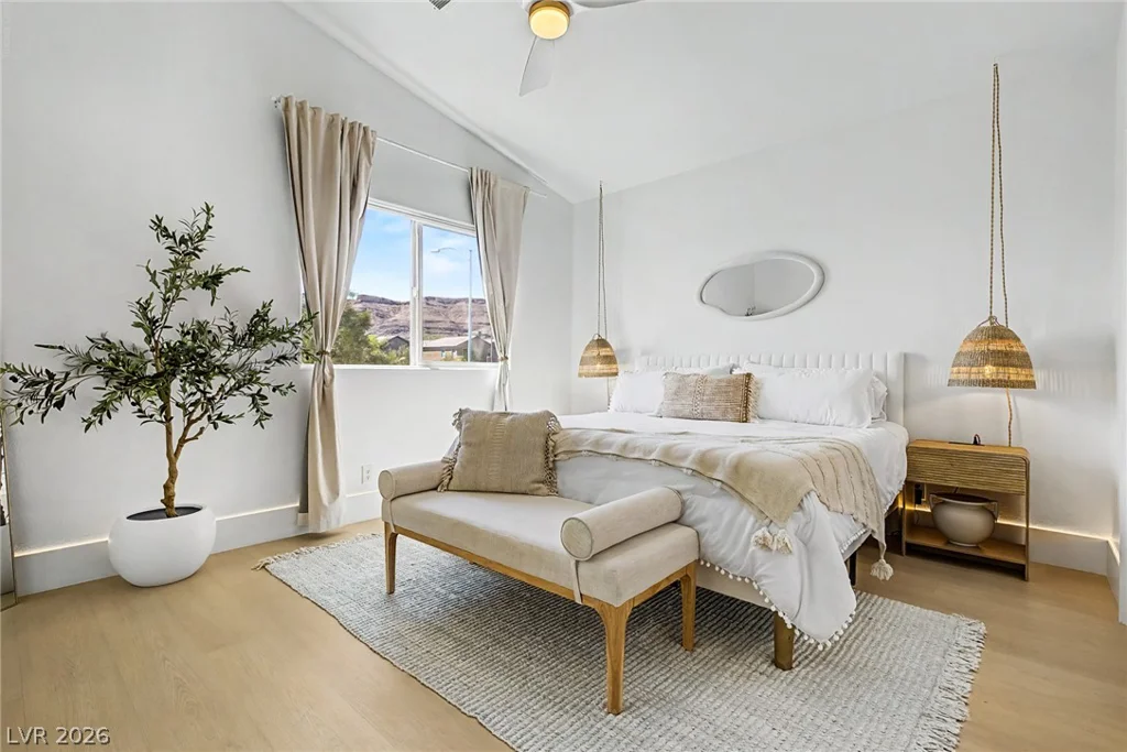 10147 Dragons Meadow, Las Vegas, NV 89148