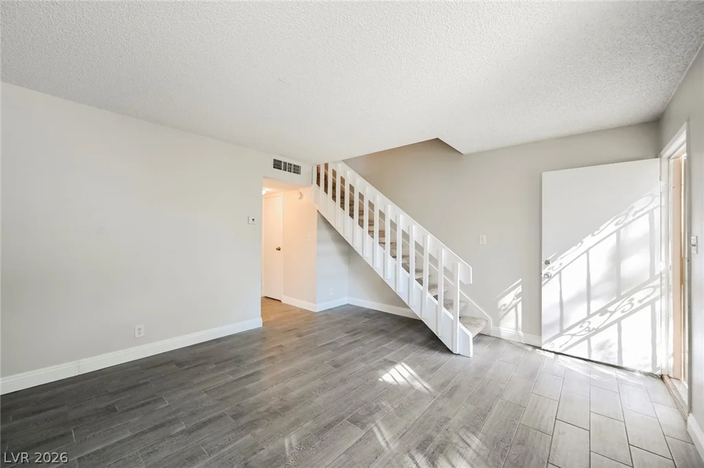 4770 Topaz, Las Vegas, NV 89121