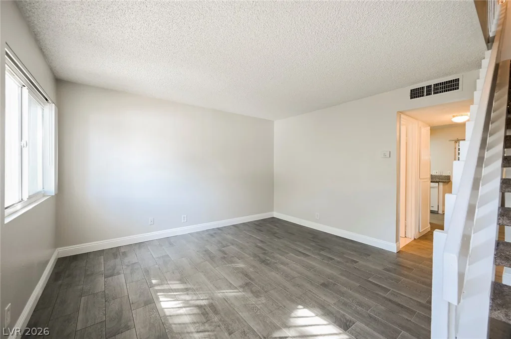 4770 Topaz, Las Vegas, NV 89121