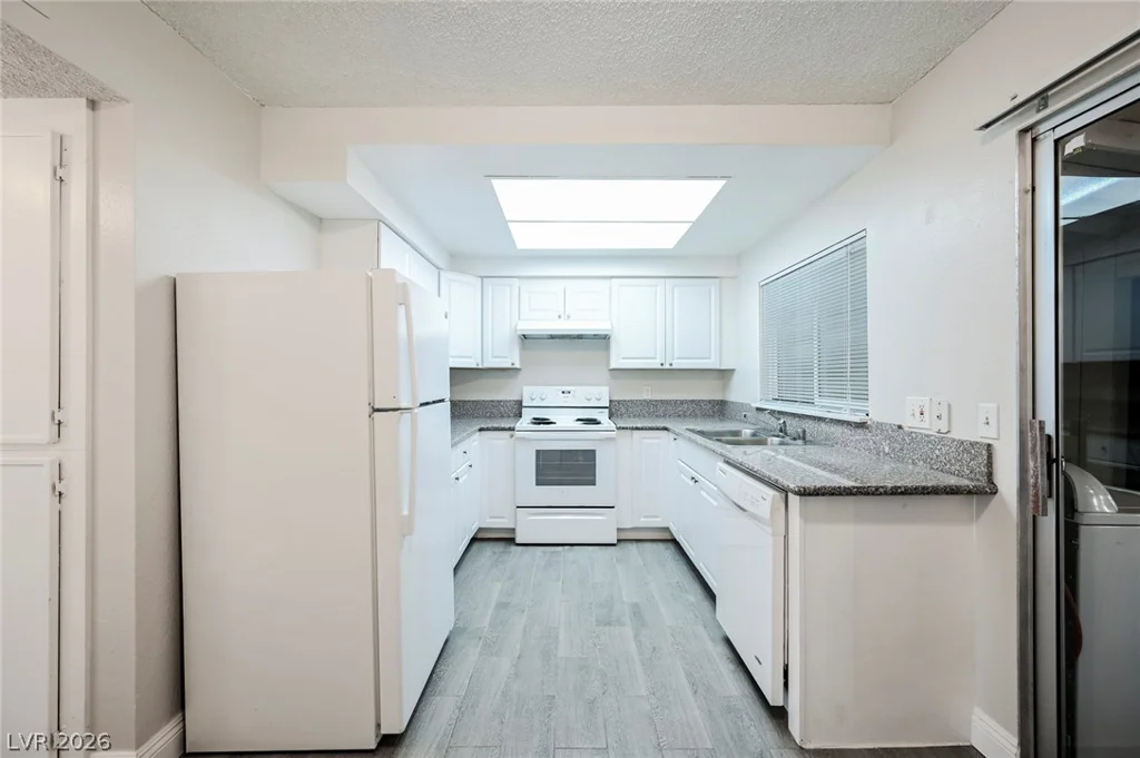 4770 Topaz, Las Vegas, NV 89121
