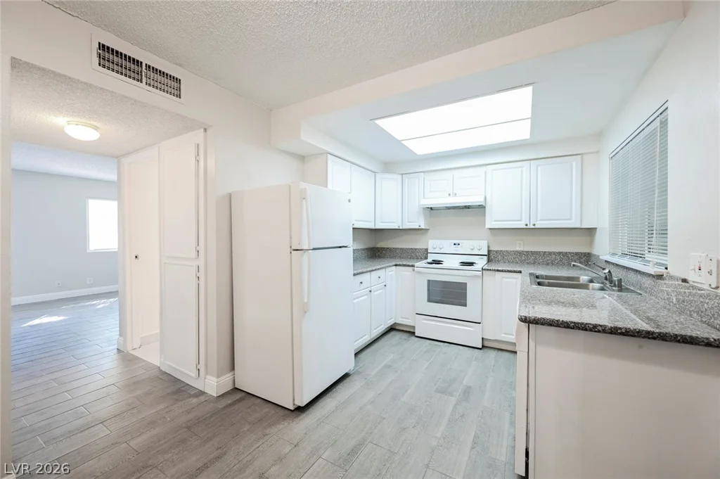 4770 Topaz, Las Vegas, NV 89121