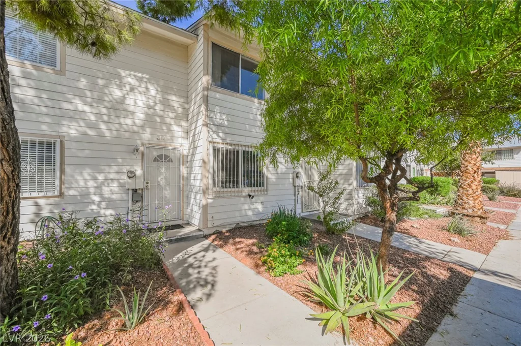 4770 Topaz, Las Vegas, NV 89121