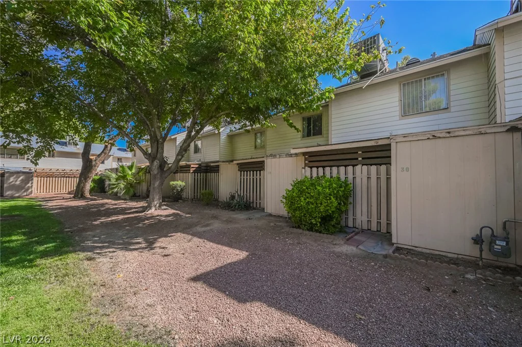 4770 Topaz, Las Vegas, NV 89121