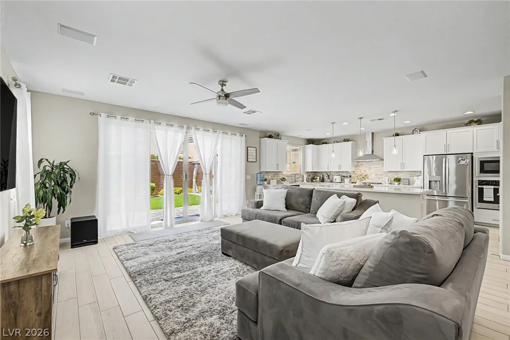7045 Stockton Dunes, North Las Vegas, NV 89084