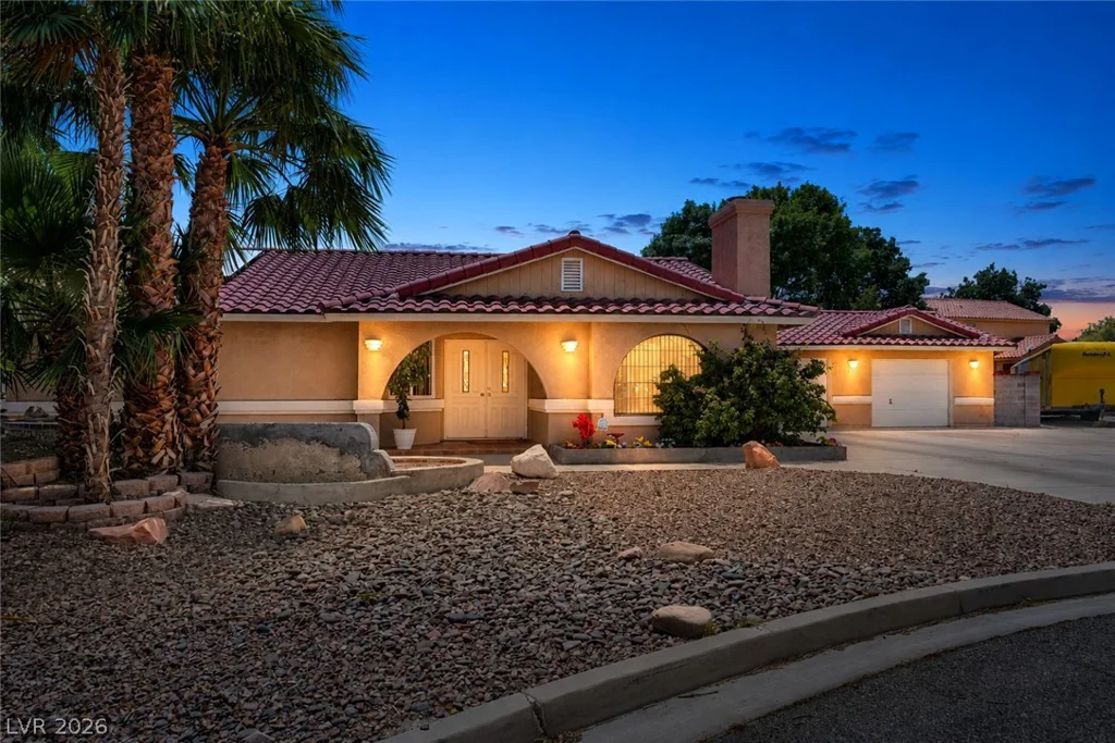 7671 Jones, Las Vegas, NV 89131