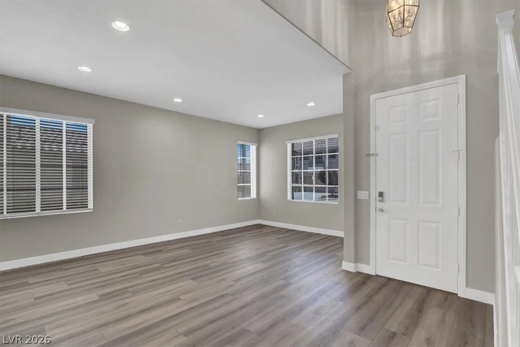 3040 Carbondale, Las Vegas, NV 89135