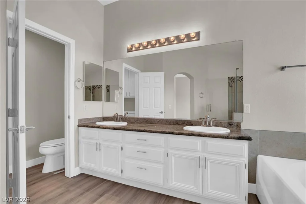 3040 Carbondale, Las Vegas, NV 89135