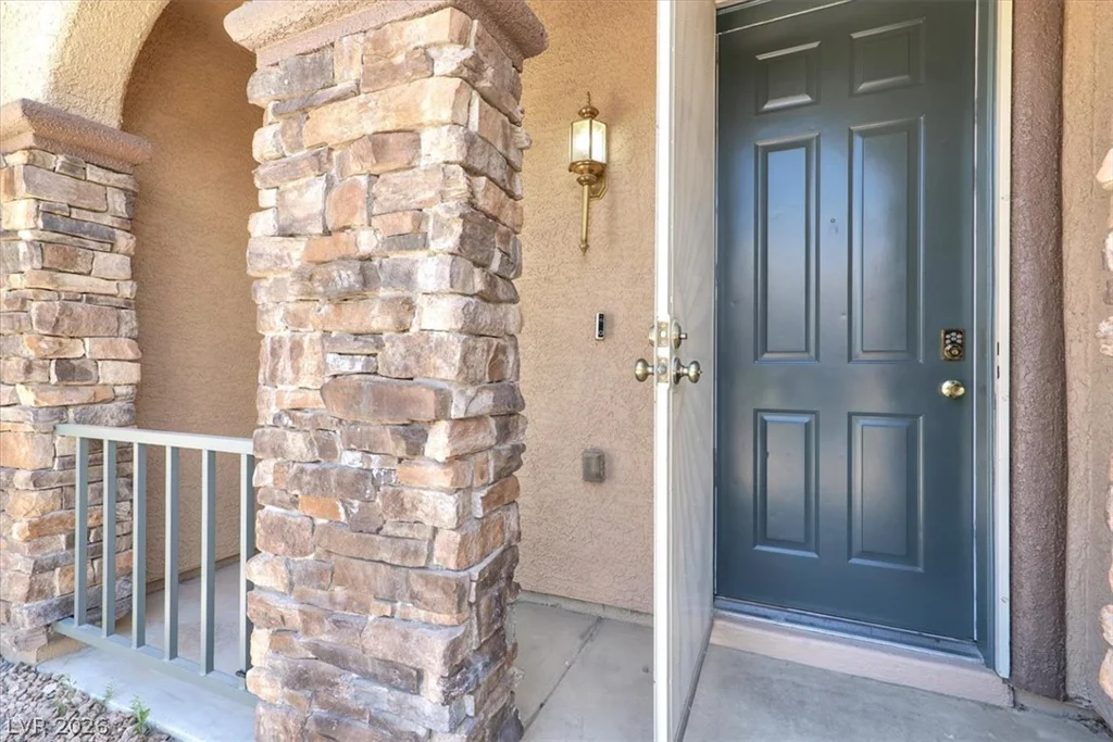 3040 Carbondale, Las Vegas, NV 89135