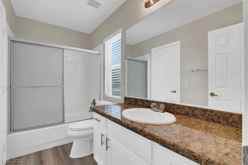 3040 Carbondale, Las Vegas, NV 89135