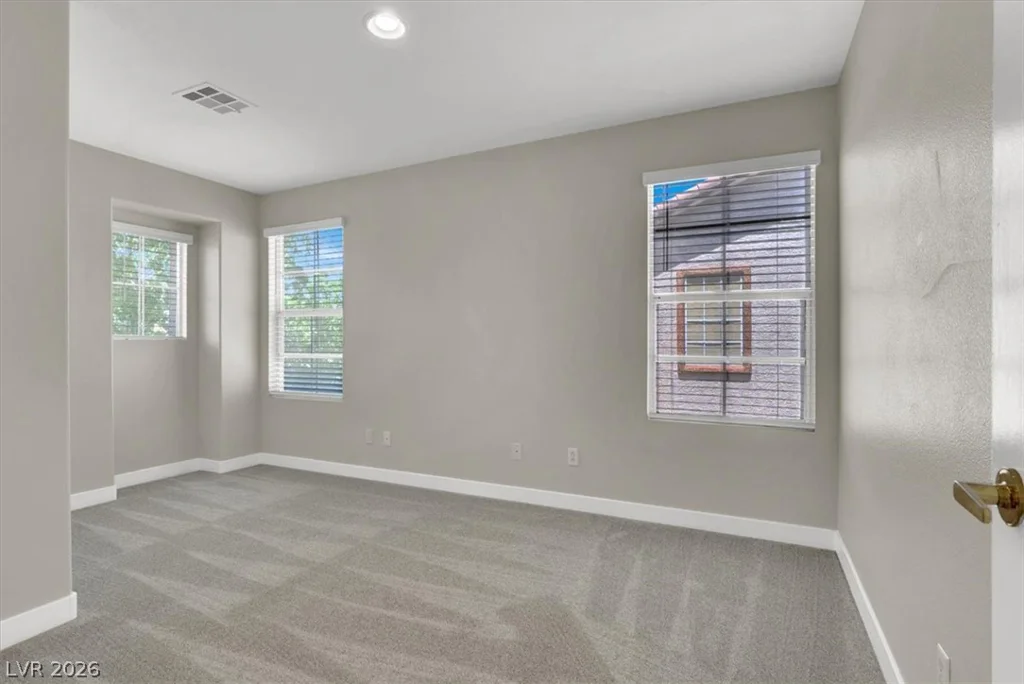 3040 Carbondale, Las Vegas, NV 89135