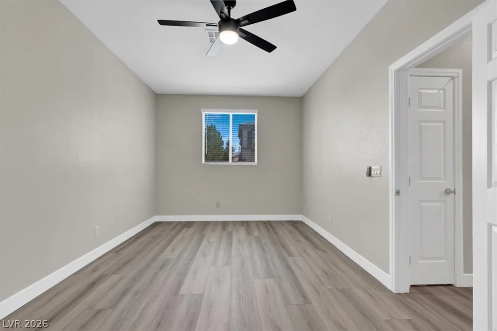3040 Carbondale, Las Vegas, NV 89135