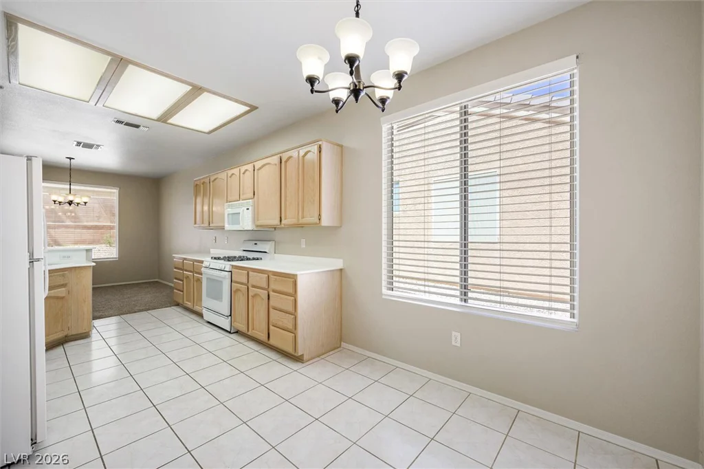 495 Elm Crest, Henderson, NV 89012