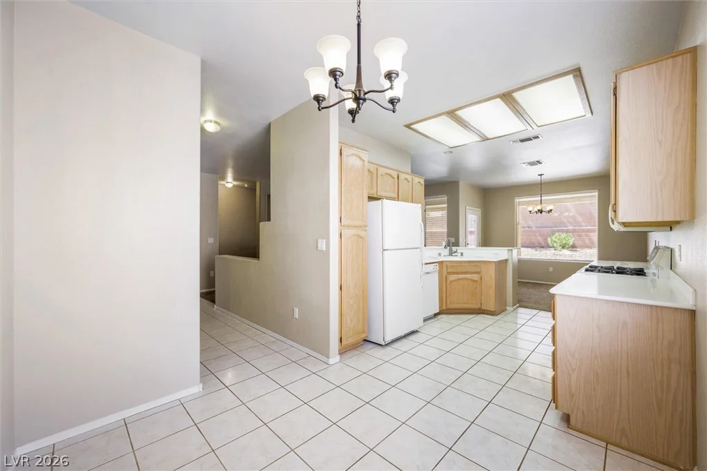 495 Elm Crest, Henderson, NV 89012