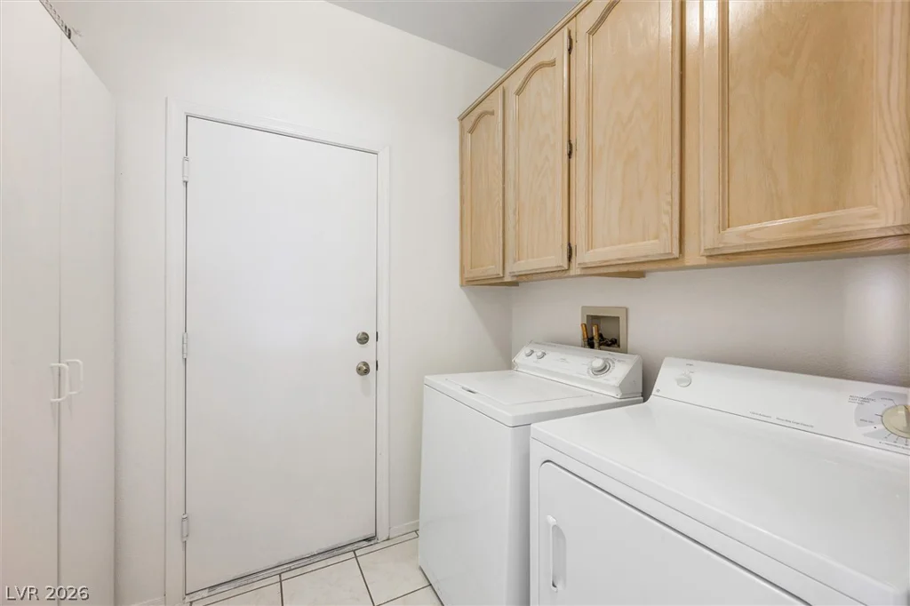 495 Elm Crest, Henderson, NV 89012
