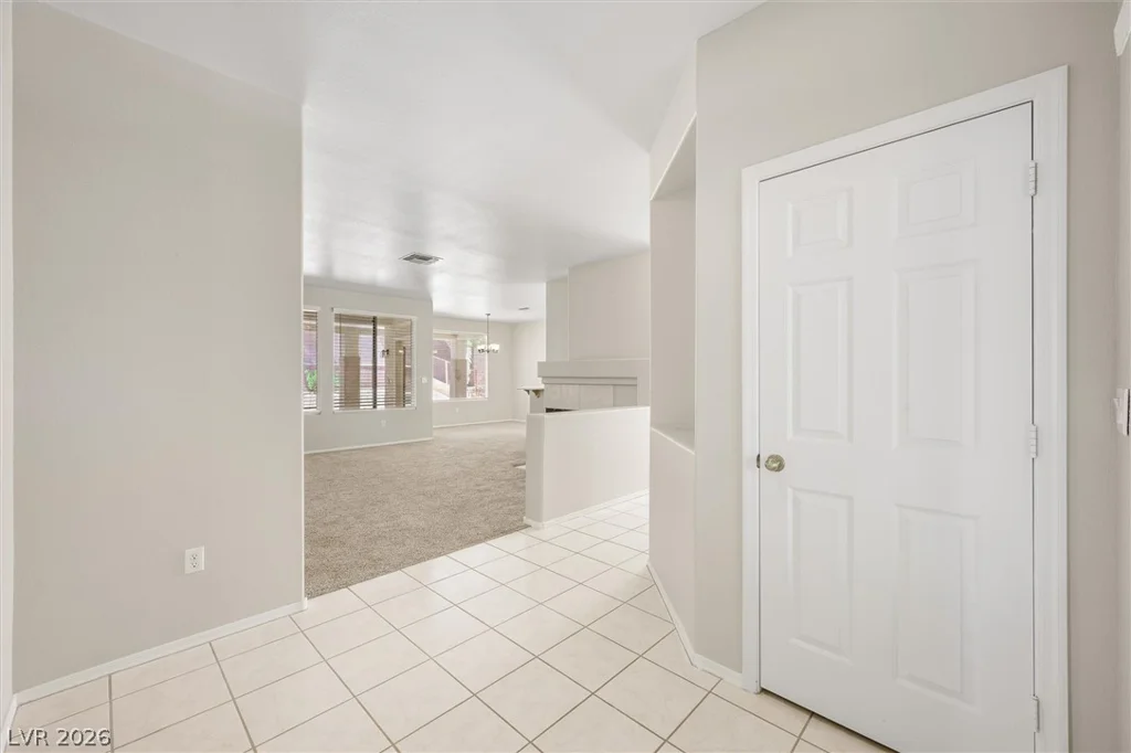 495 Elm Crest, Henderson, NV 89012