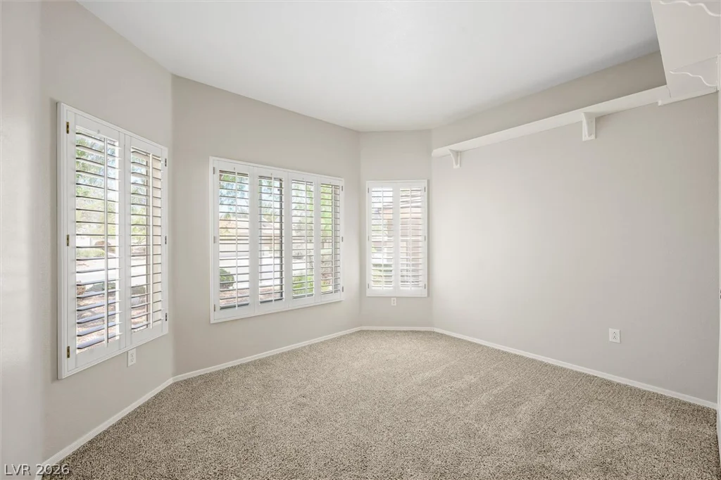 495 Elm Crest, Henderson, NV 89012