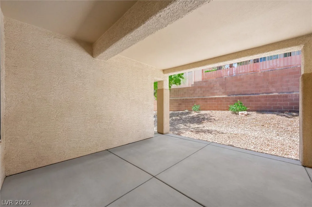 495 Elm Crest, Henderson, NV 89012