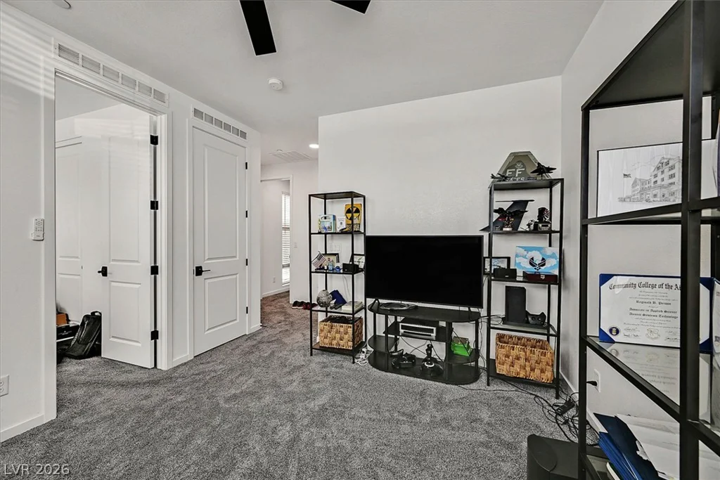 10284 Arrow Range, Las Vegas, NV 89166