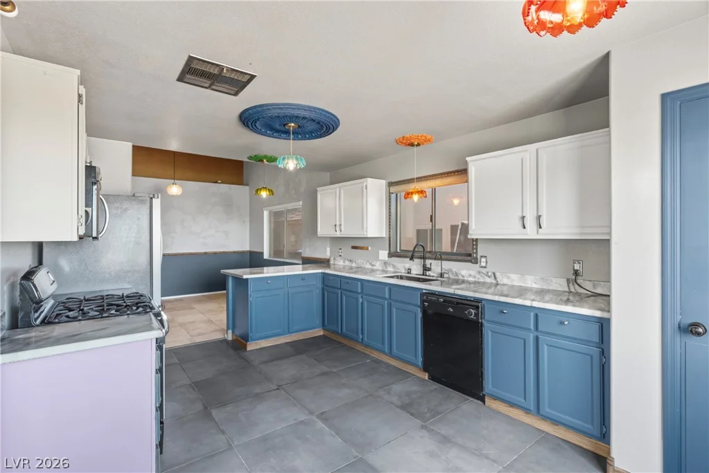 424 Waterwheel Falls, Henderson, NV 89015