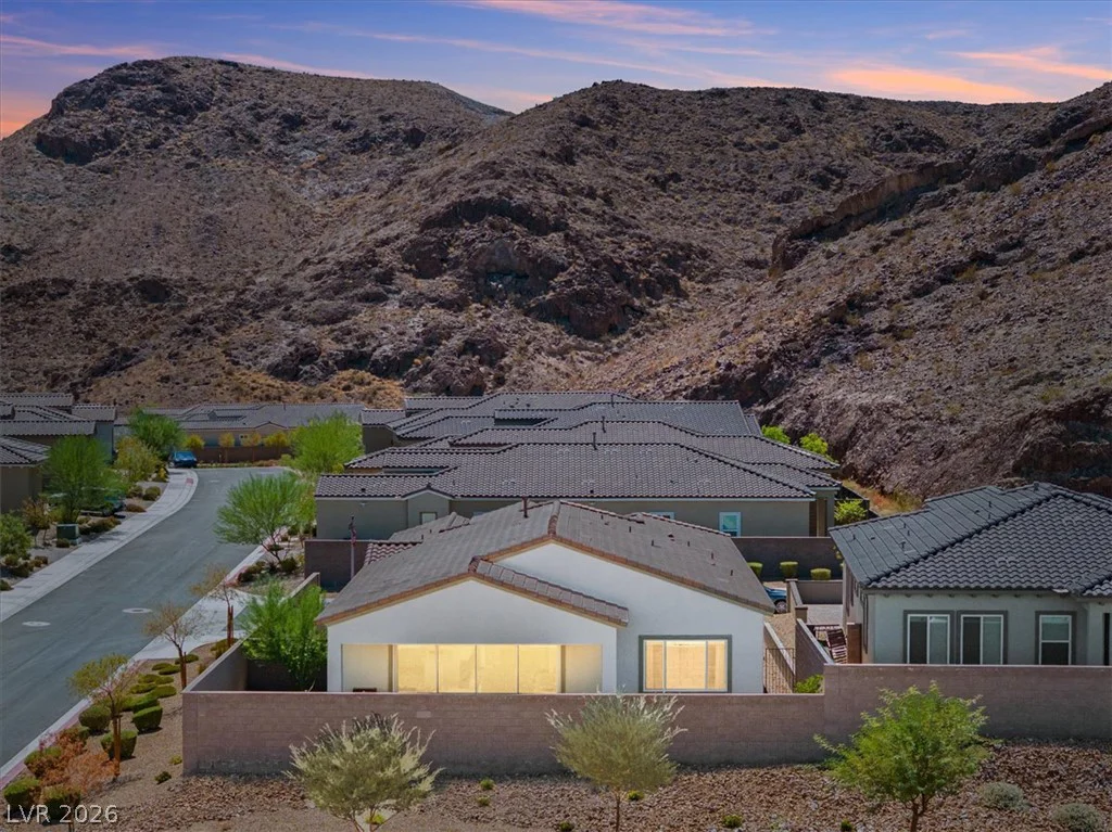 102 Amalfi Coast, Henderson, NV 89011