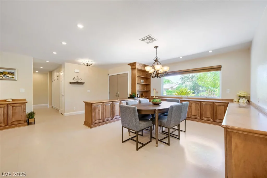 3101 Conners, Las Vegas, NV 89107
