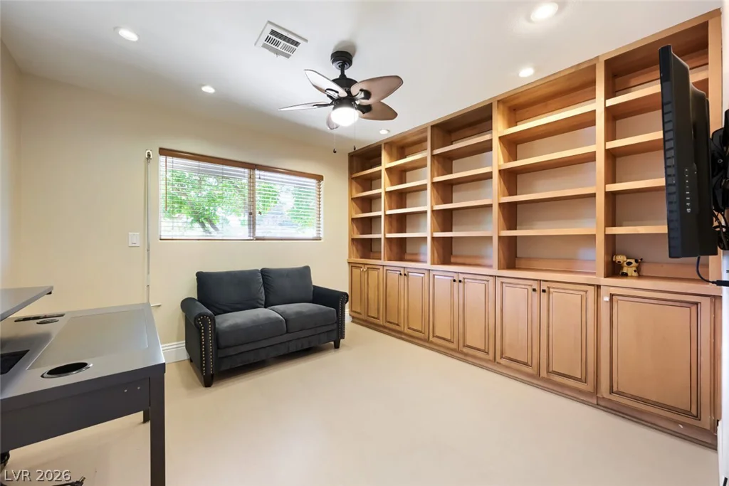 3101 Conners, Las Vegas, NV 89107