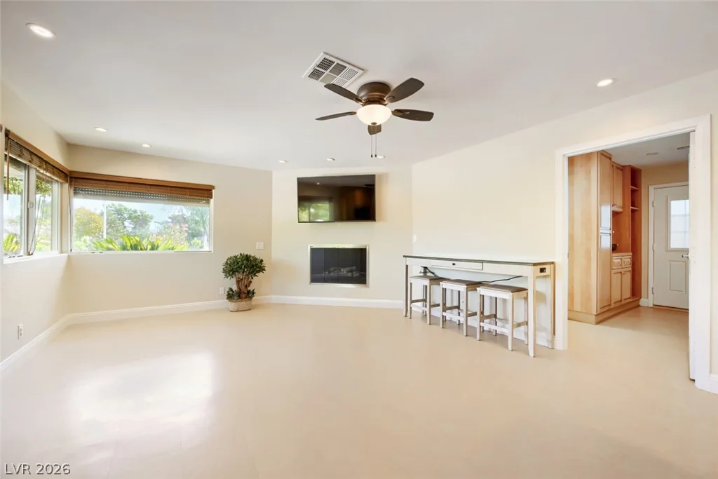 3101 Conners, Las Vegas, NV 89107