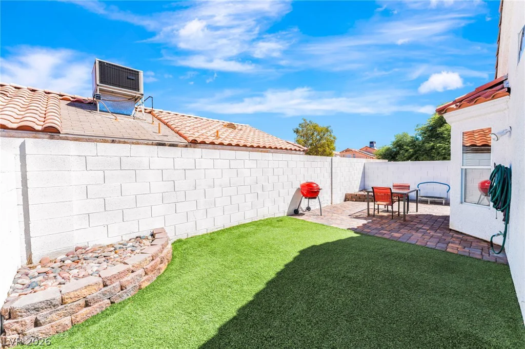 1520 Bonnie Castle, Las Vegas, NV 89108