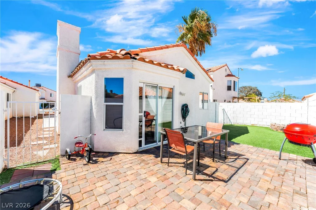 1520 Bonnie Castle, Las Vegas, NV 89108