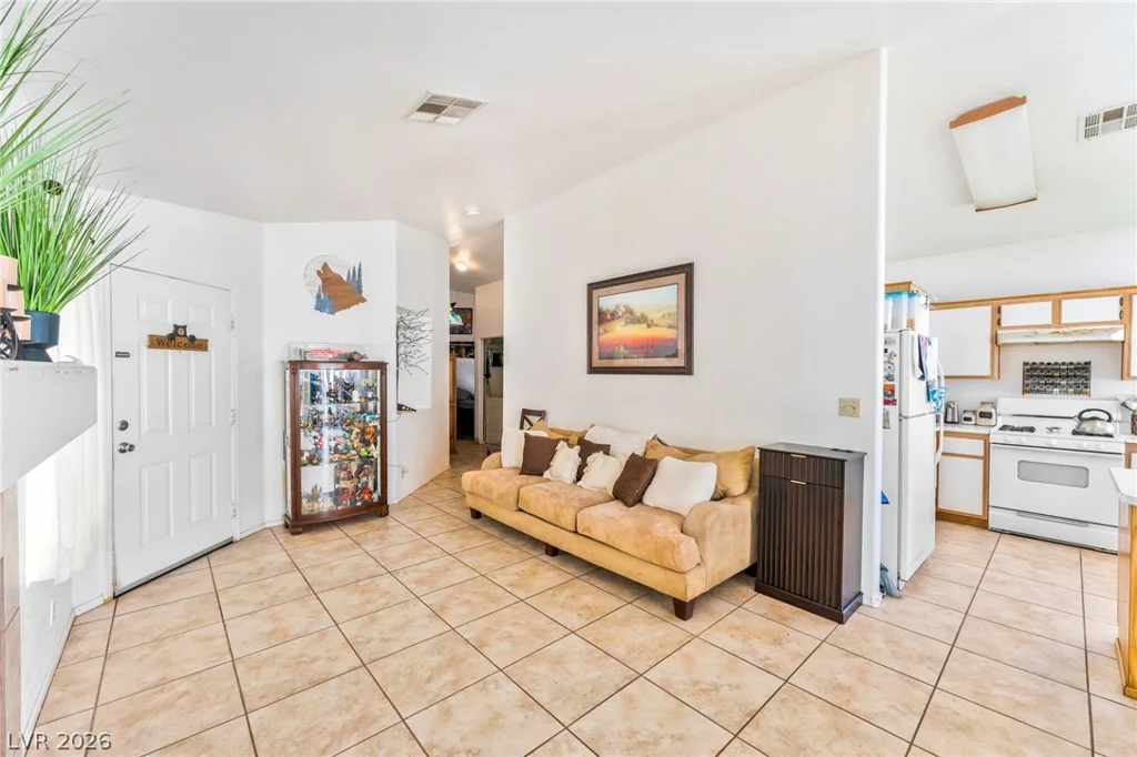 1520 Bonnie Castle, Las Vegas, NV 89108