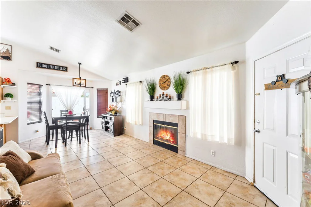 1520 Bonnie Castle, Las Vegas, NV 89108